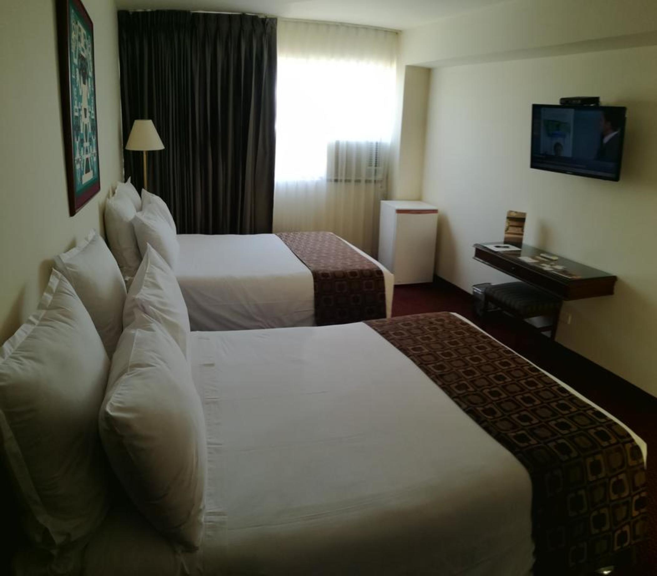 Hotel Carrera Lima Exterior photo